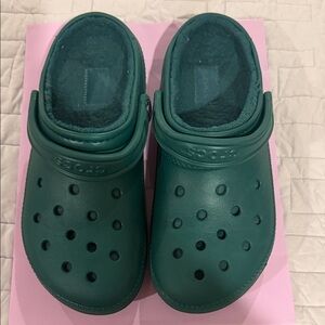 CROCS Men/Women Size 9 Forest Green Clogs
